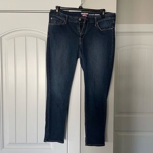 Levi’s Denizen Modern Skinny Jeans Size 16